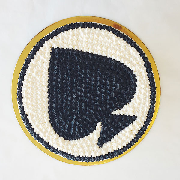 Hand-Piped Buttercream Character Cake - Image 5