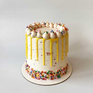 strawberry lemonade cake