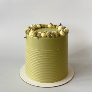 Match passion fruit cake